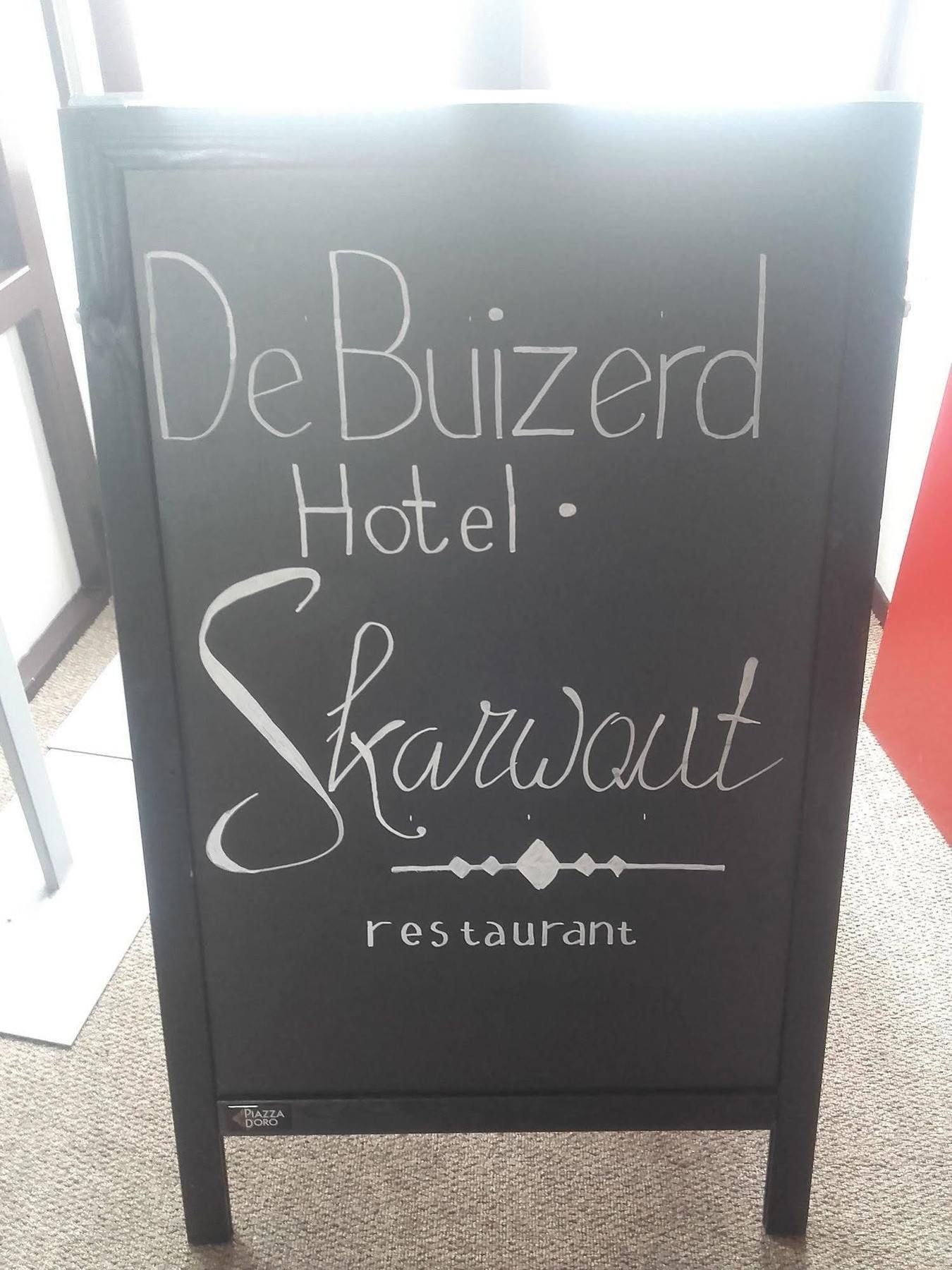 Hotel Restaurant De Buizerd Langedijk Экстерьер фото